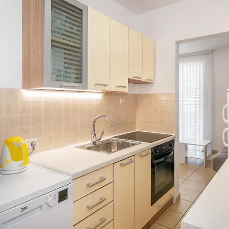 Olivella With Terrace *