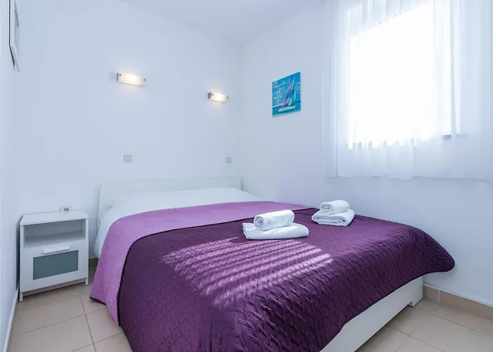 Apartment Olivella With Terrace *