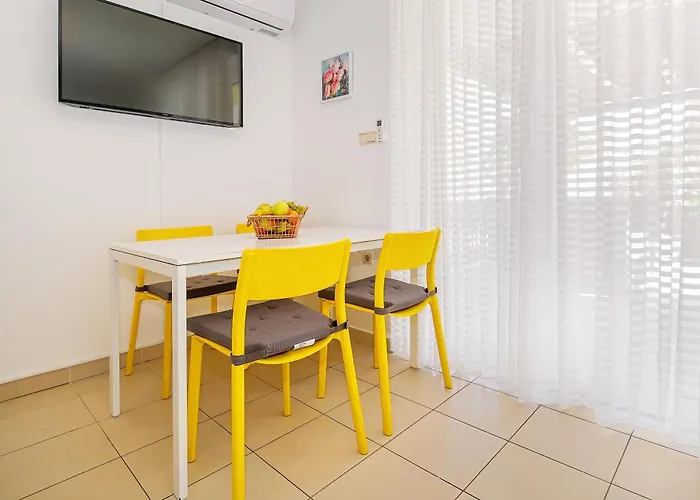 Apartment Olivella With Terrace