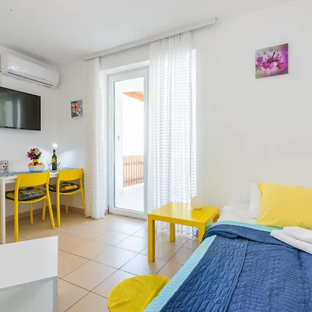 Olivella With Terrace