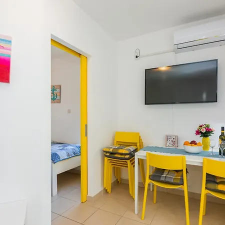 Olivella With Terrace Apartment *