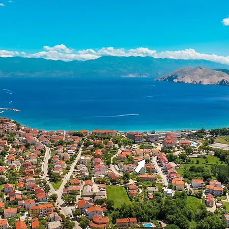 Olivella With Terrace Apartment Baska (Krk)