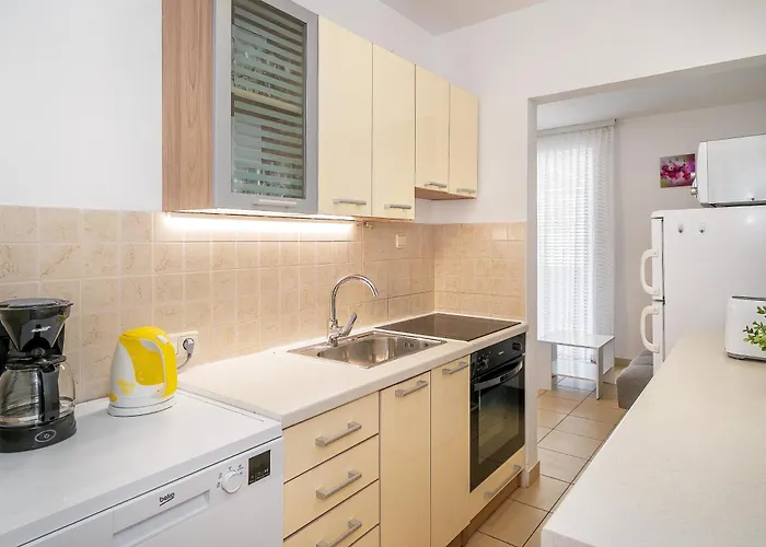 Olivella With Terrace *